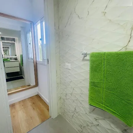 La Dolce Penthouse 2 Bedroom ארונה