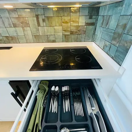 Lägenhet La Dolce Penthouse 2 Bedroom