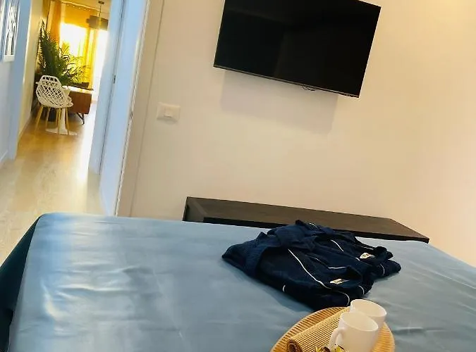 La Dolce Penthouse 2 Bedroom * 阿罗纳
